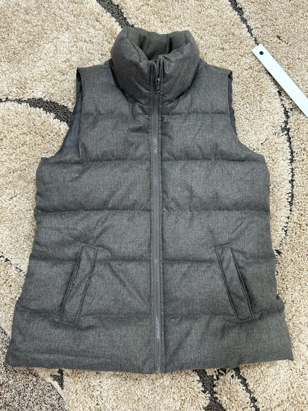 Men’s Old Navy Quilted Puffer Vest - Gray XS